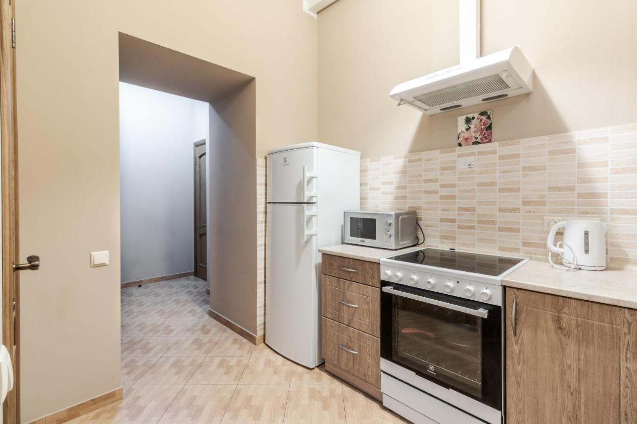 Apartment On Stavropihiiska Street 3 Lviv Exterior foto
