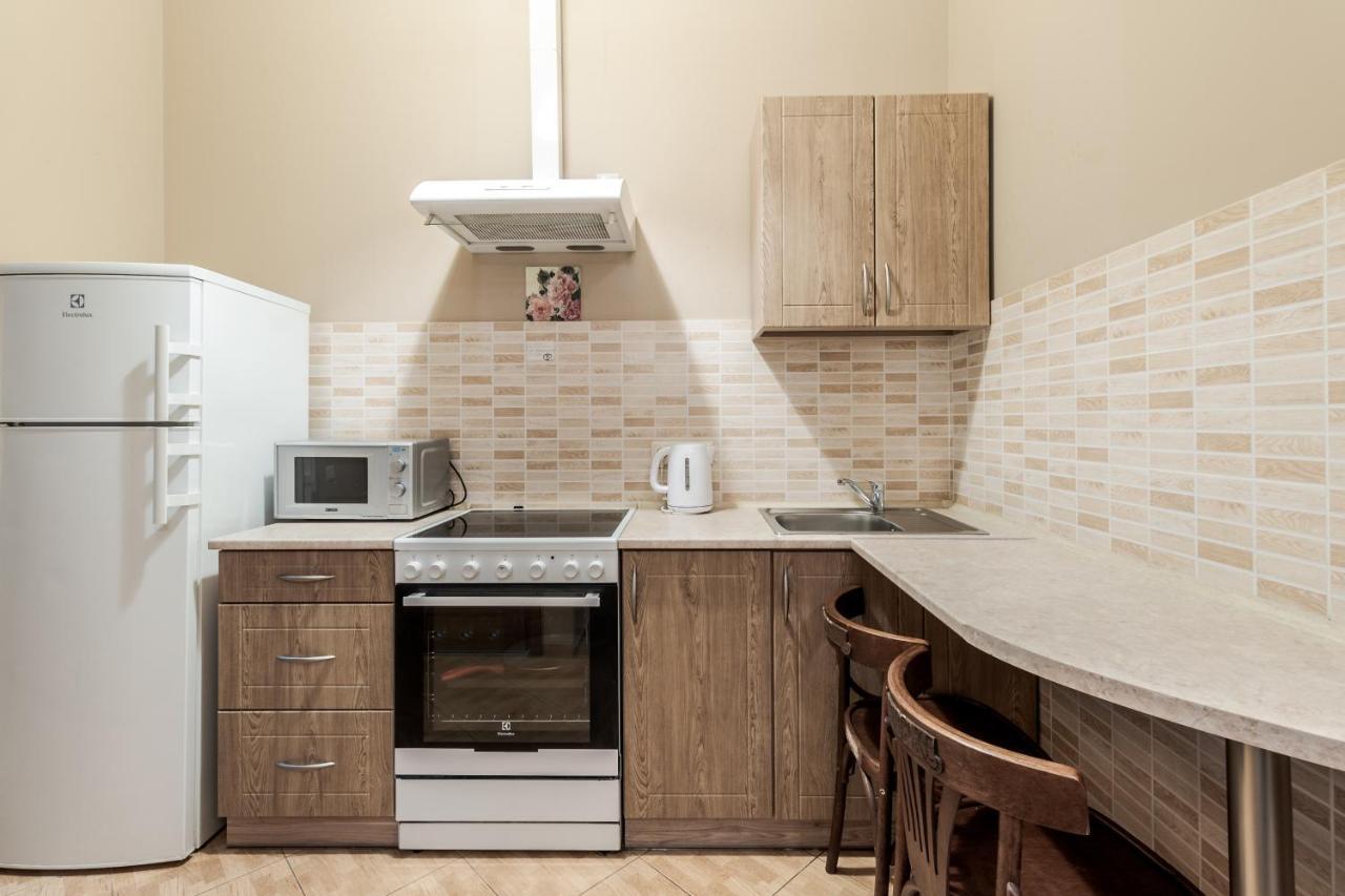Apartment On Stavropihiiska Street 3 Lviv Exterior foto