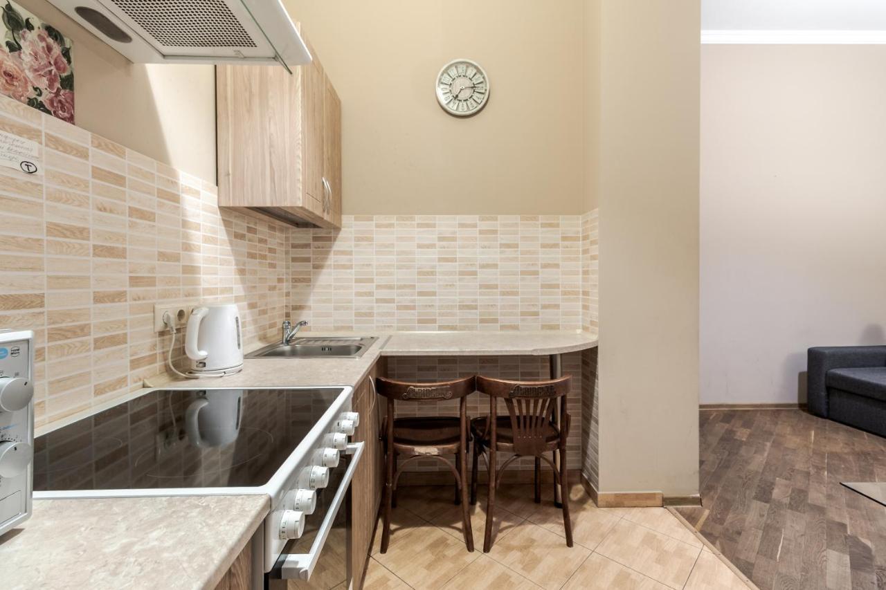 Apartment On Stavropihiiska Street 3 Lviv Exterior foto