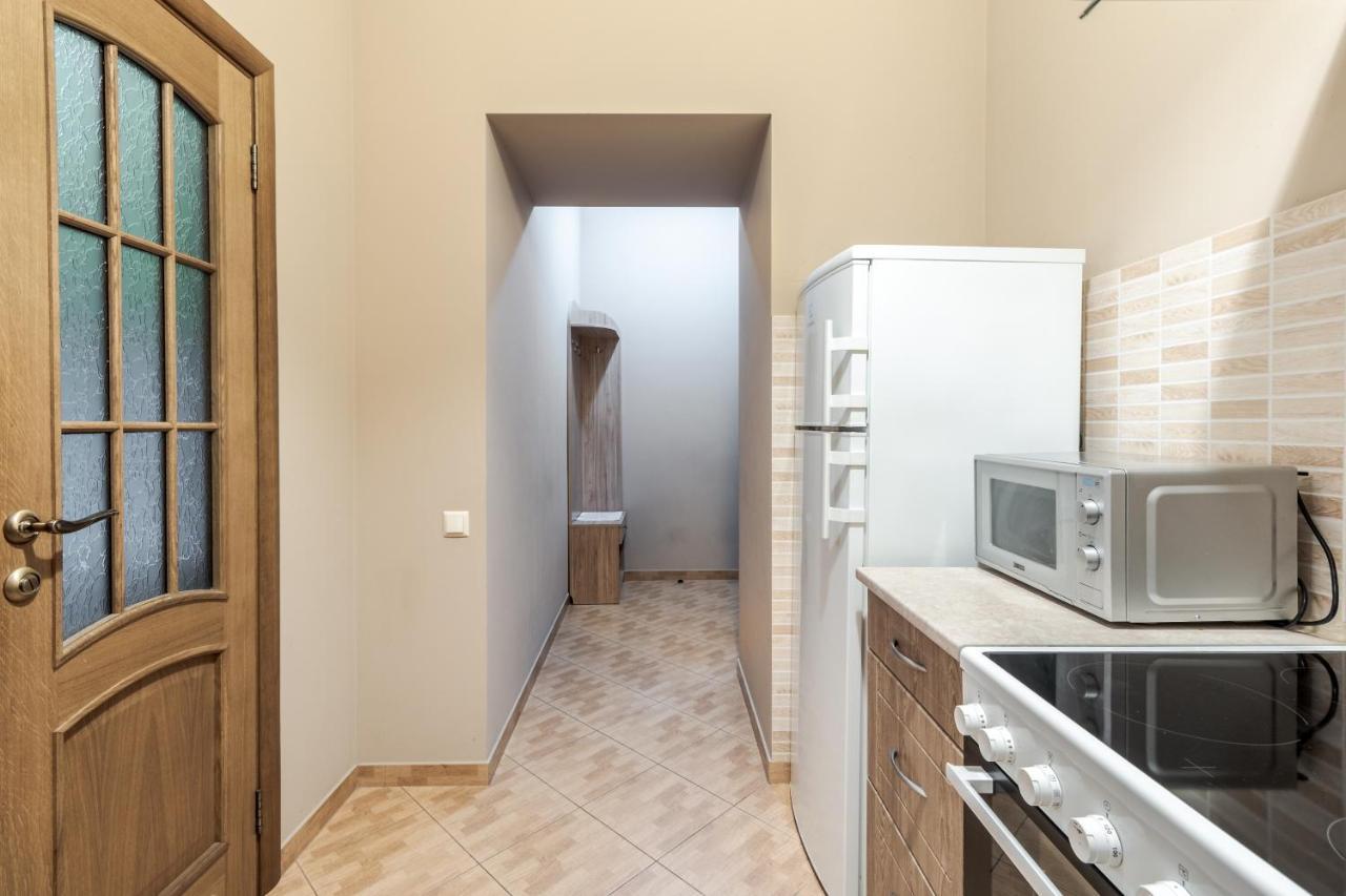Apartment On Stavropihiiska Street 3 Lviv Exterior foto